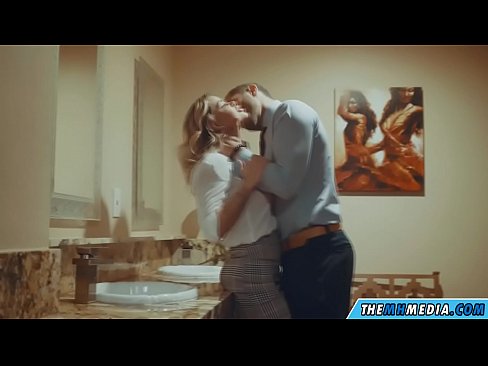 ❤️ Коли грудаста блондинка спокушає вас у громадському туалеті ️ Якісне порно у нас uk.massagecenter-yalta.ru ❤